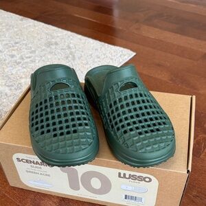 Lusso Cloud. Scenario Slide. Green. Size 10